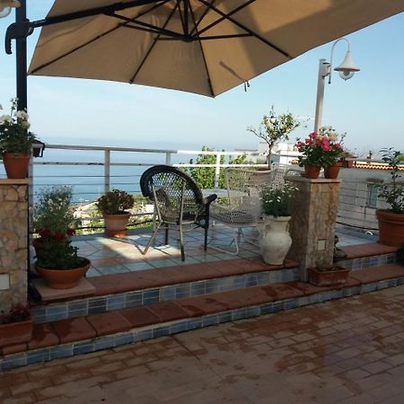 Garden On The Sea Bed & Breakfast Vico Equense Exterior photo