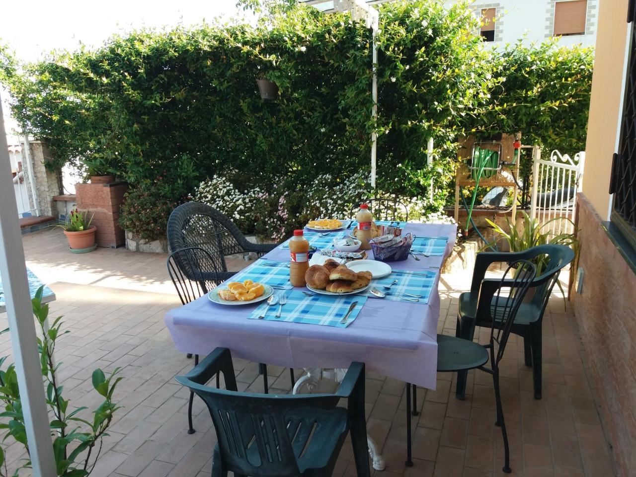Garden On The Sea Bed & Breakfast Vico Equense Exterior photo